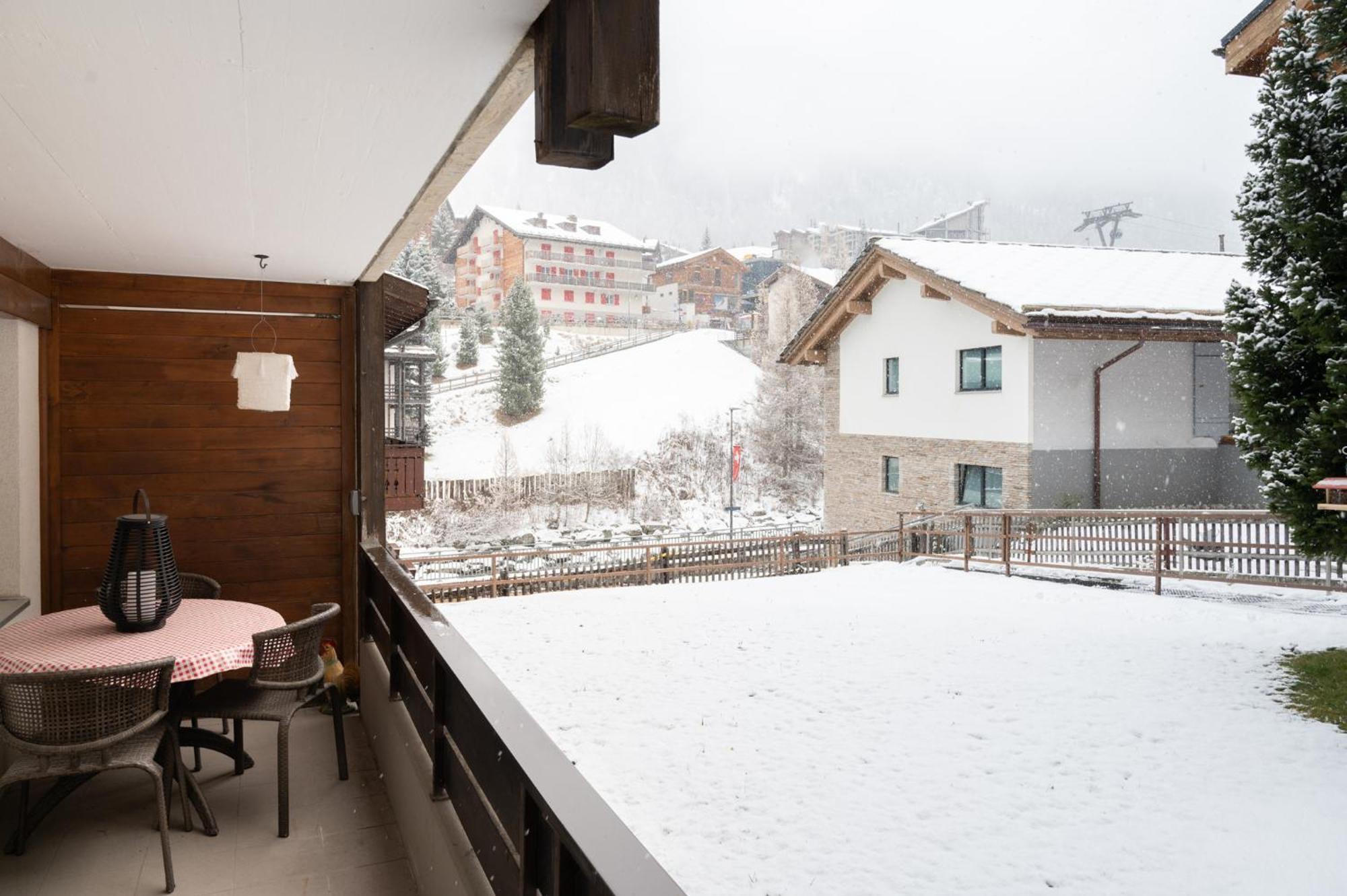 Snowflake-Ski In & Out Next To Matterhorn Express Zermatt Extérieur photo